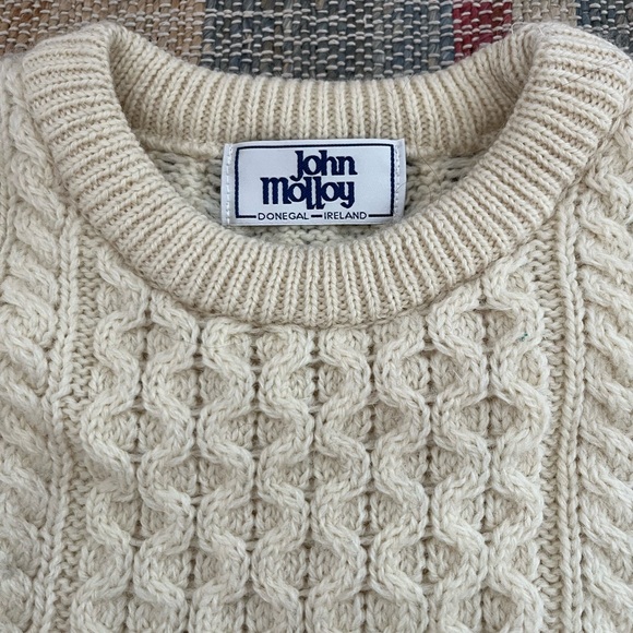 Vintage made in Ireland 🇮🇪 Men's Classic Cream Cable Knit Sweater, 100% wool - Picture 5 of 6